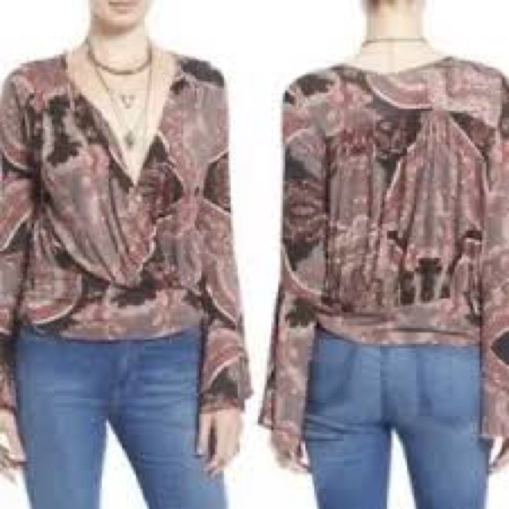 Free People Fiona Paisley Bell Sleeve Surplice Jersey Top Size Medium NWOT